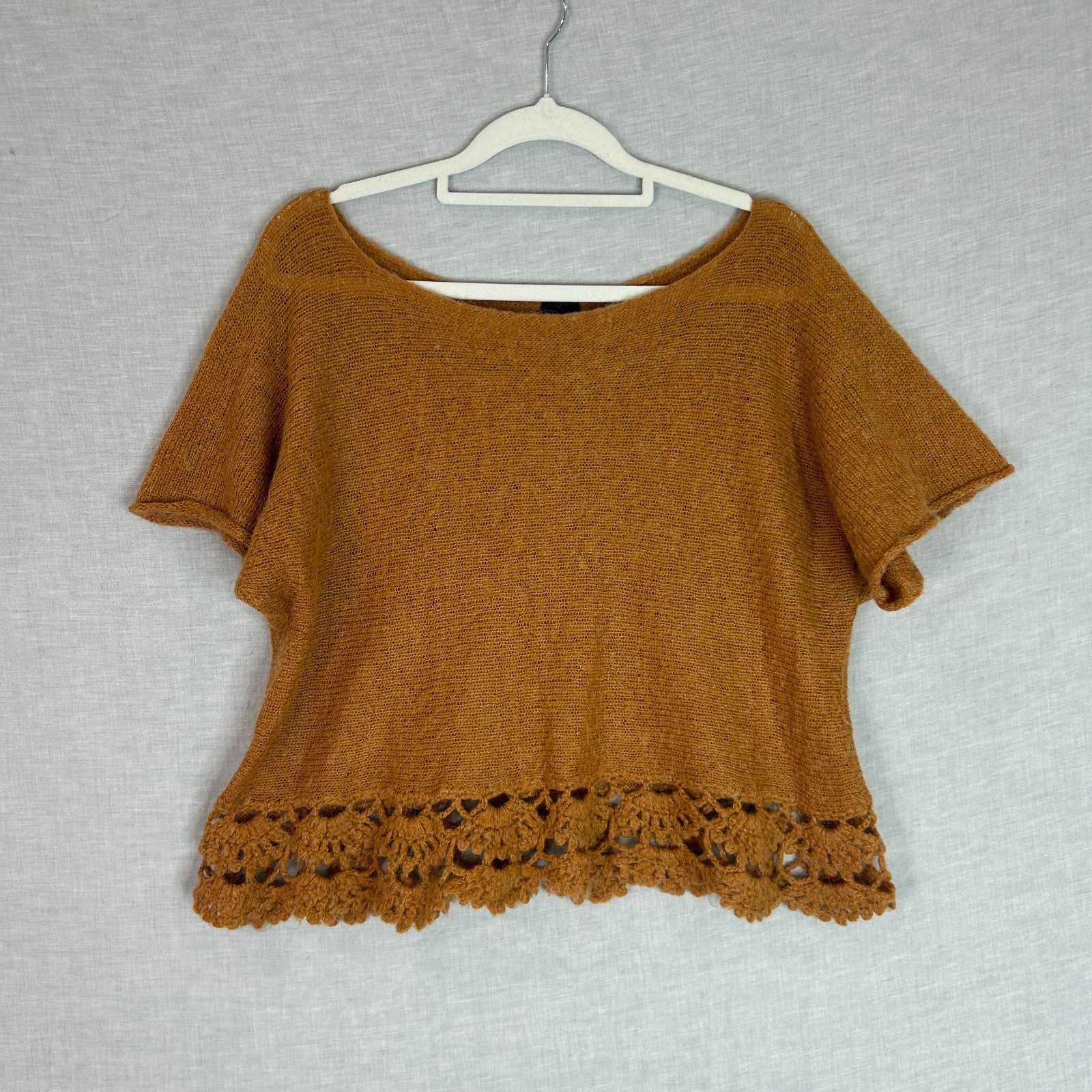 Muy Padre Argentina 100% Mohair Top Crochet trim Round Neck Blouse Fit Size M