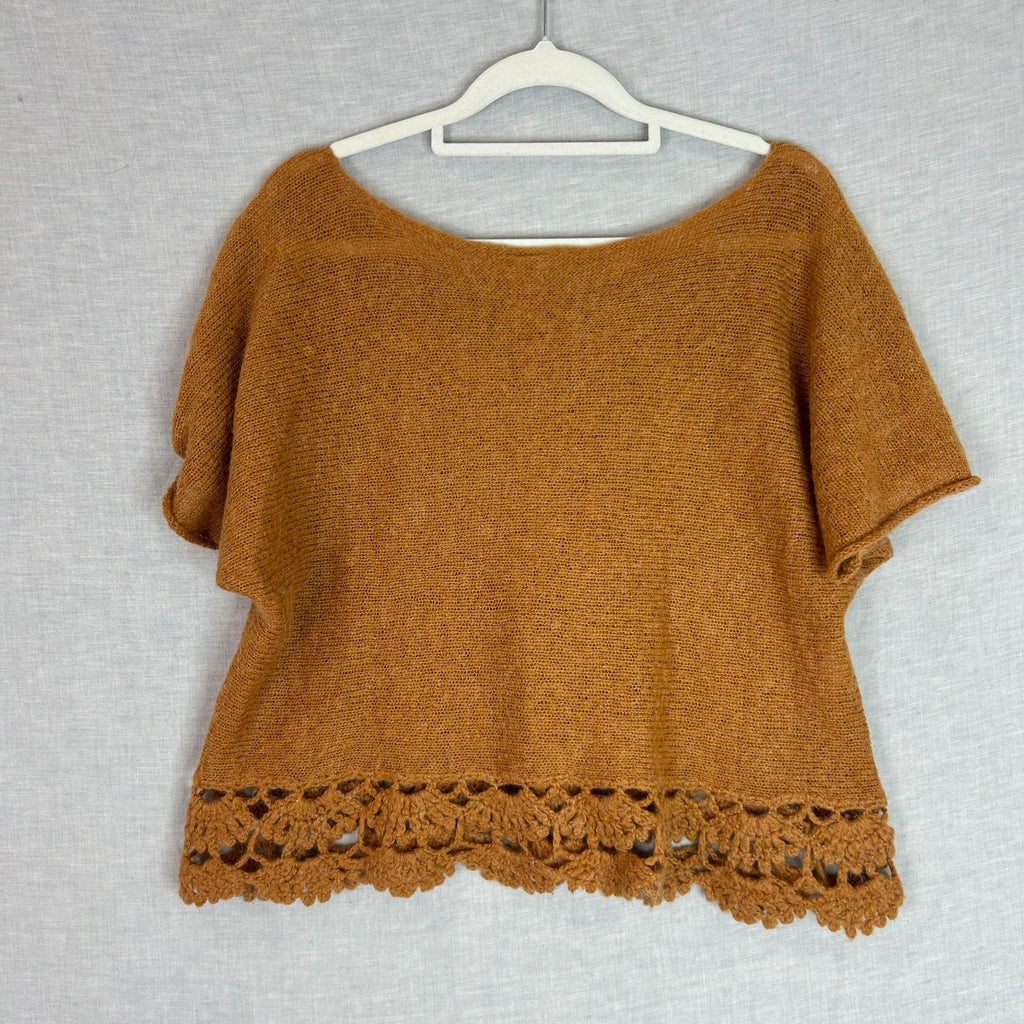 Muy Padre Argentina 100% Mohair Top Crochet trim Round Neck Blouse Fit Size M